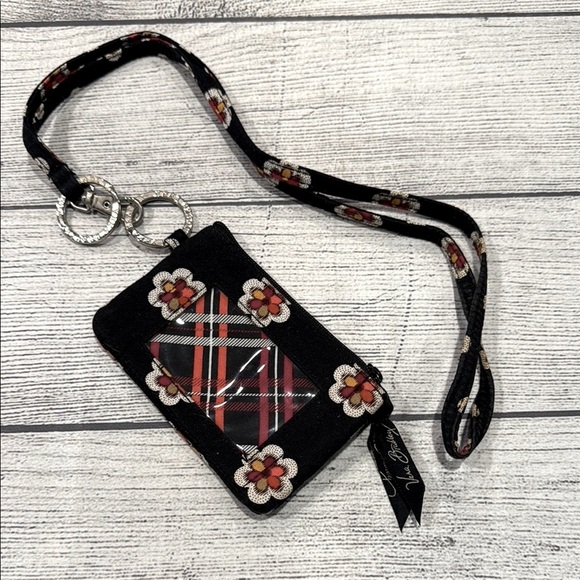 Vera Bradley lanyard with zippered ID/card pouch - Picture 1 of 7